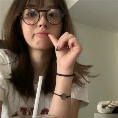 战火中的女神